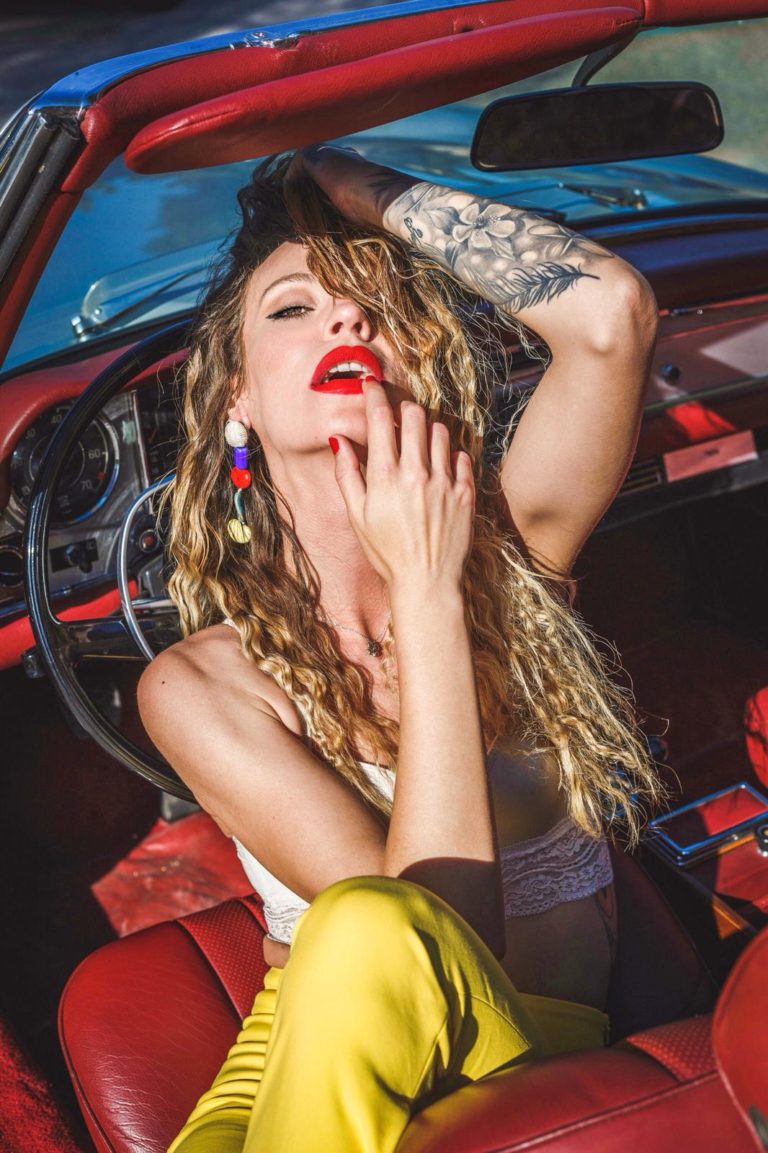 María L.