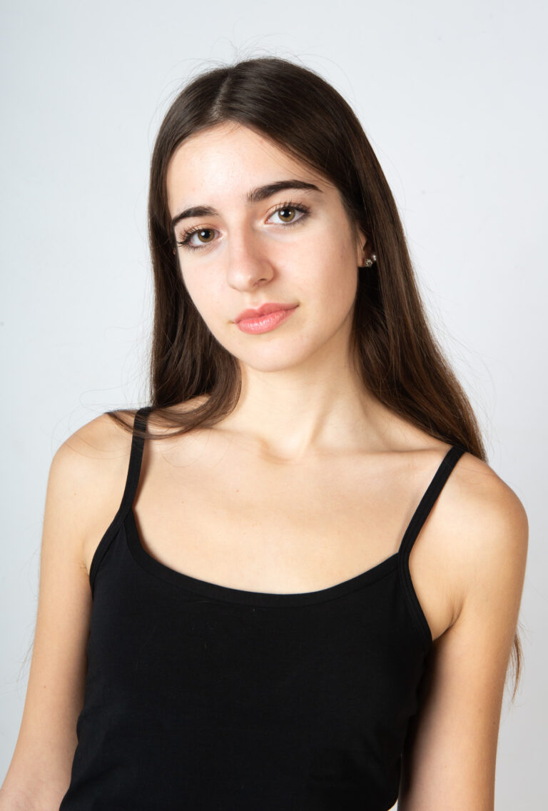 Naiara A.